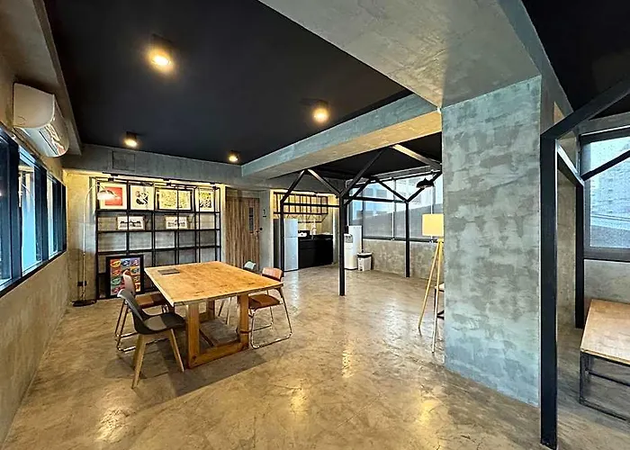 Fellows House 2* بانكوك
